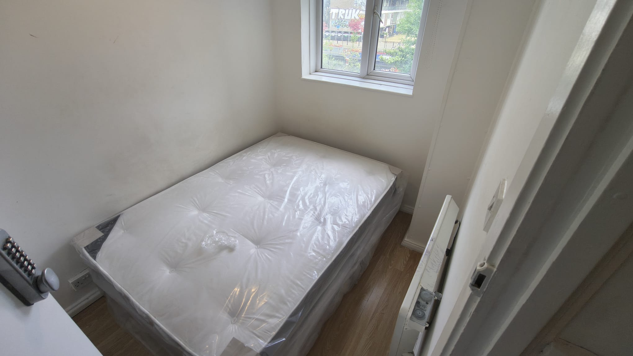 D 11, Marsworth House, Hackney, London